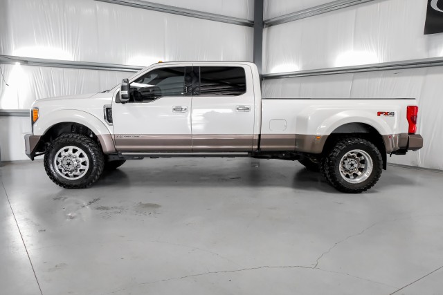 2019 Ford F-350 King Ranch 10