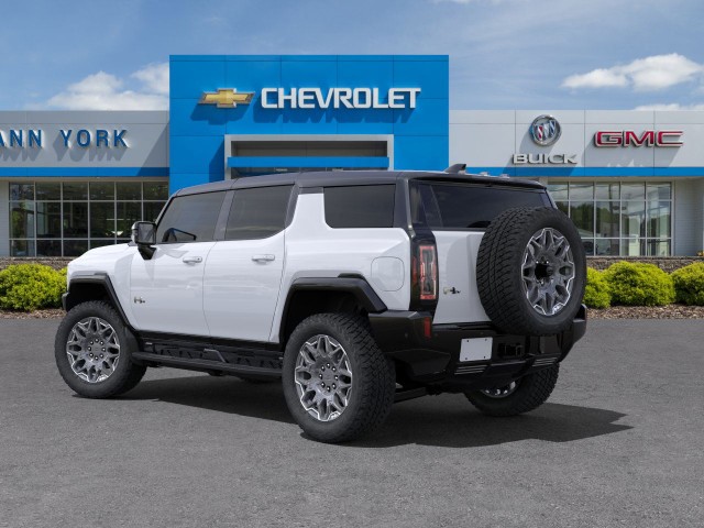 GMCHUMMER EV SUV3