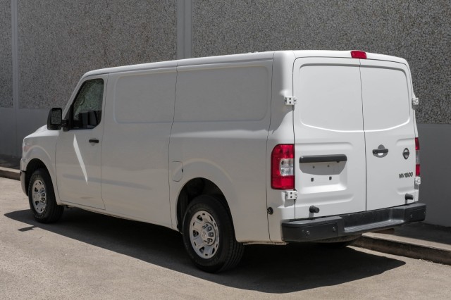 2020 Nissan NV Cargo S 10