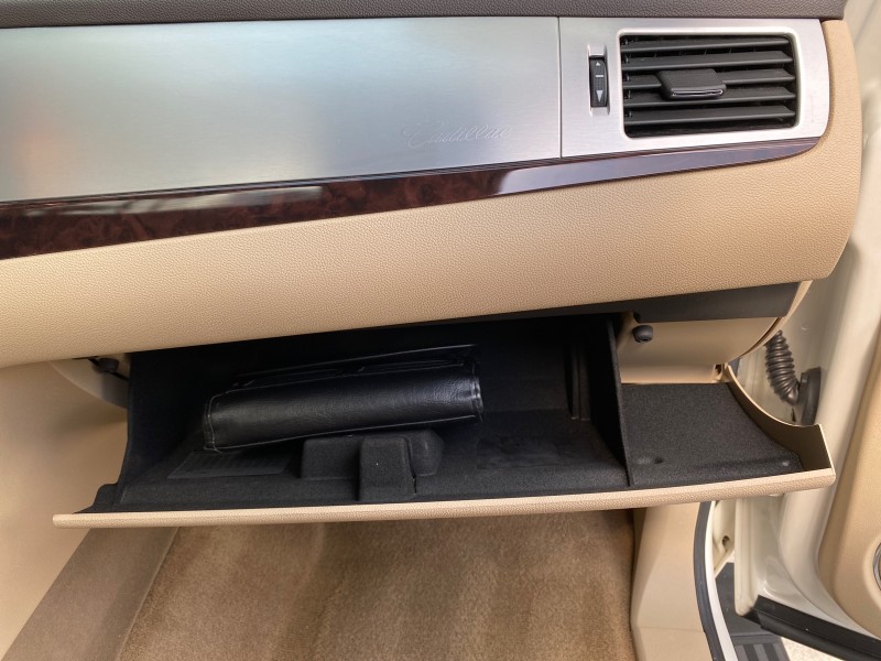 2010 Cadillac Escalade SUNROOF NAV Premium LOW MILES 66,933 in ,