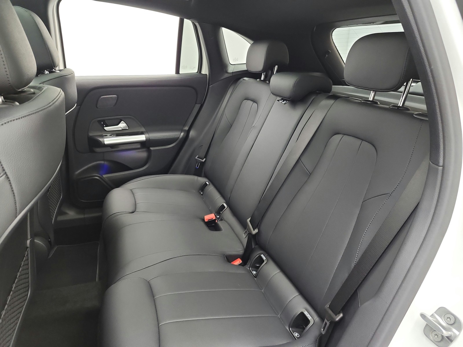 New 2026 Polar White Mercedes-Benz GLA 250 image 11