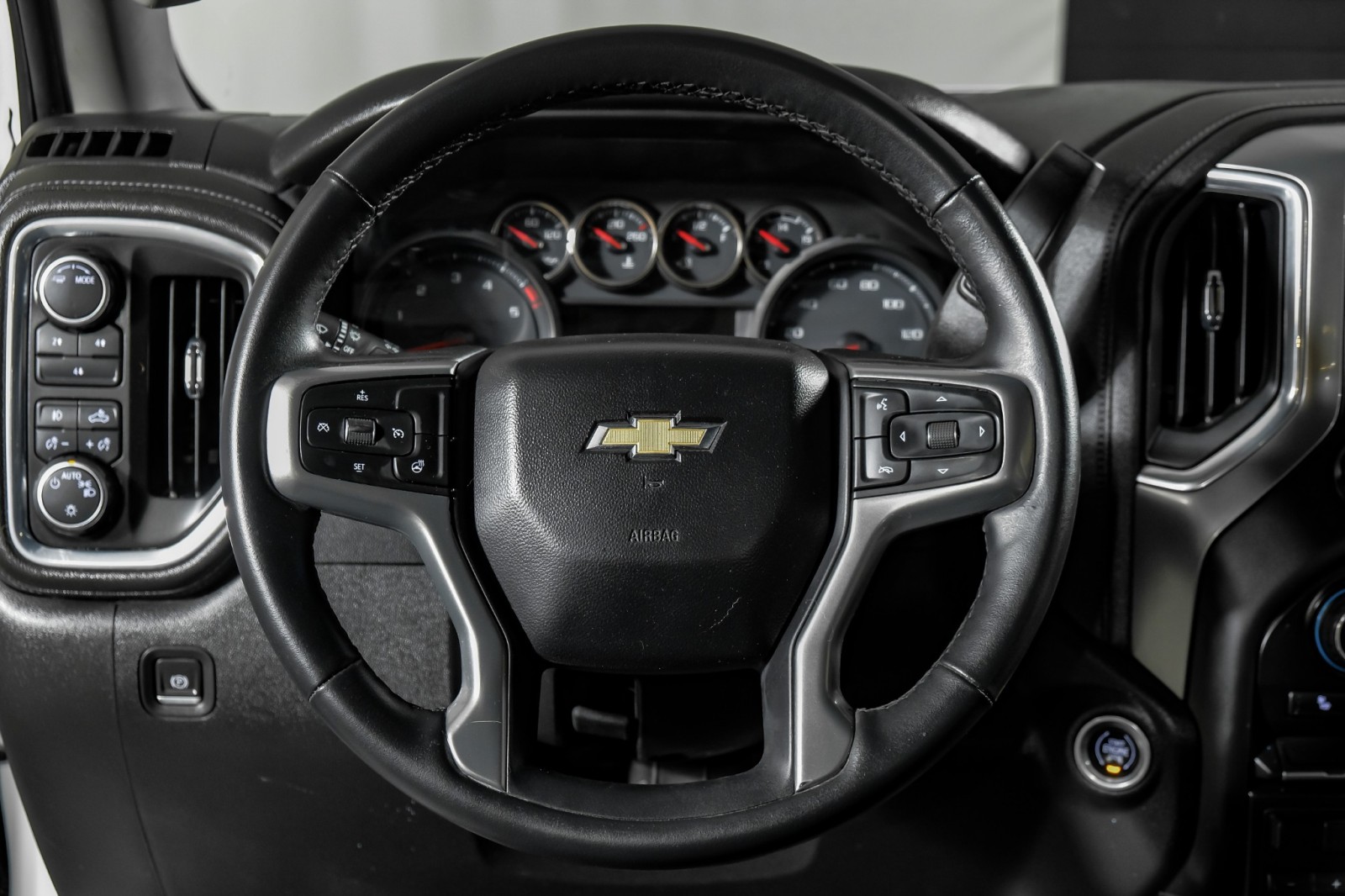 2023 Chevrolet Silverado 2500HD LT 16