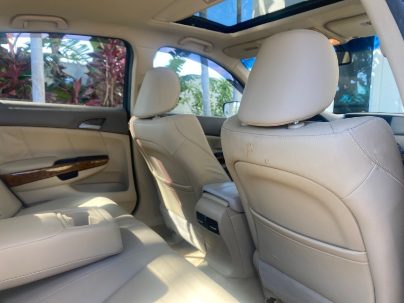 2010 Honda Accord Sdn EX-L LOW MILES 68,167 in , 