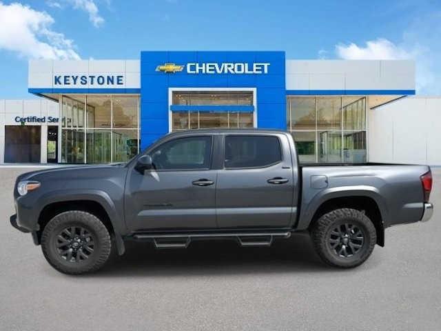 2023 Toyota Tacoma 2WD SR5 5