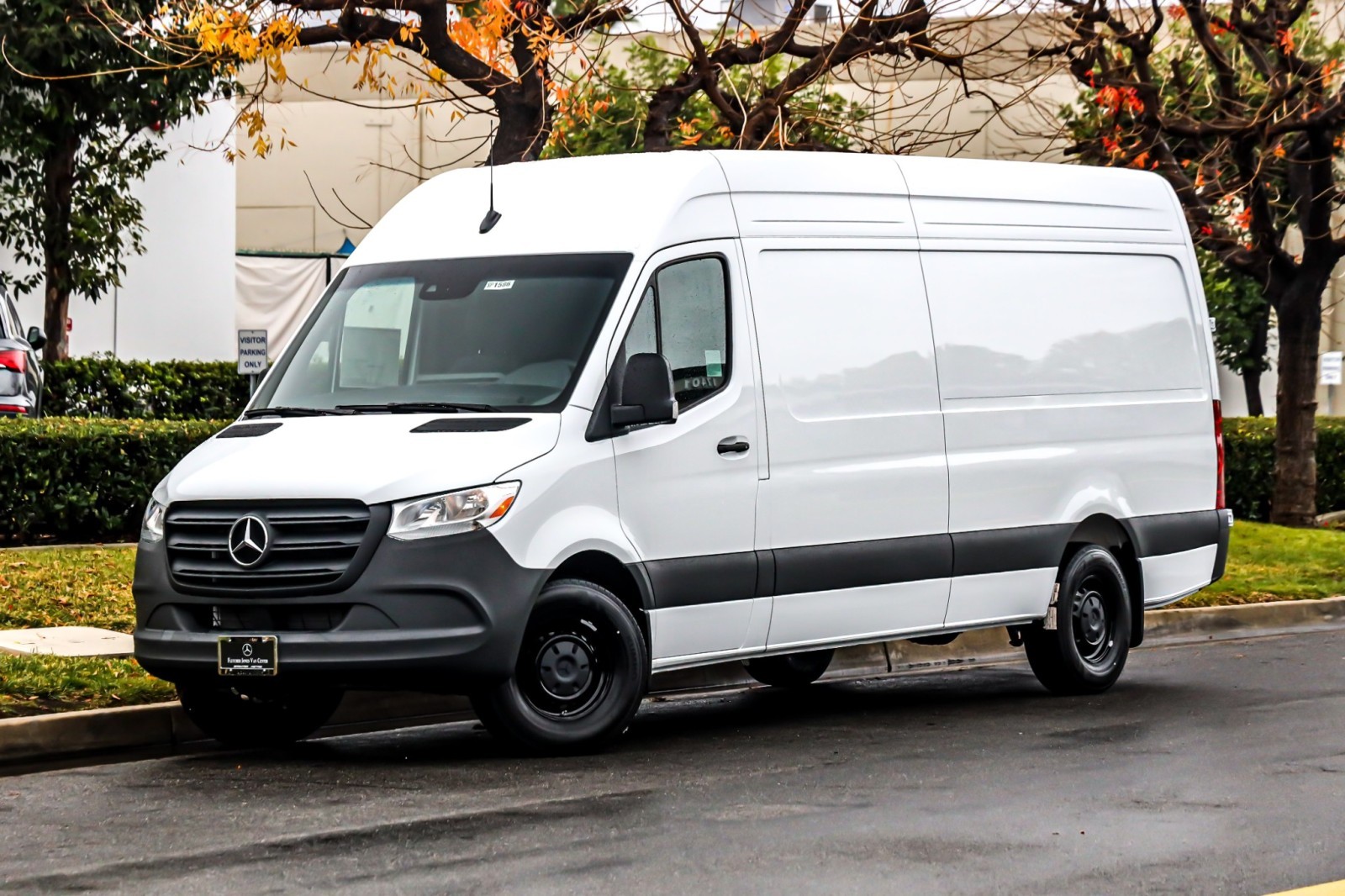 2024 Mercedes-Benz Sprinter Cargo Van Base's photo