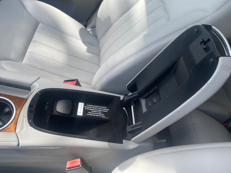 2008 Mercedes-Benz M-Class 3.5L 1 OWNER LOW MILES 48,493 in , 