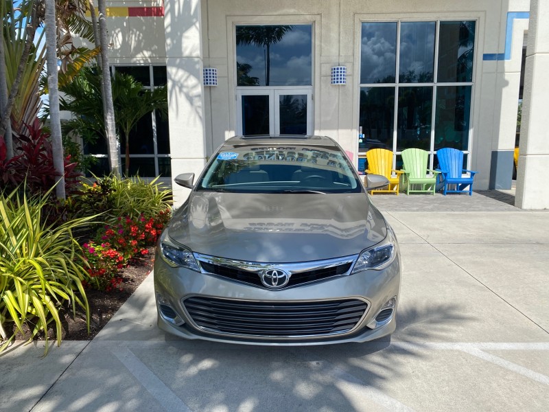 2013 Toyota Avalon XLE Premium LOW MILES 56,196 in , 