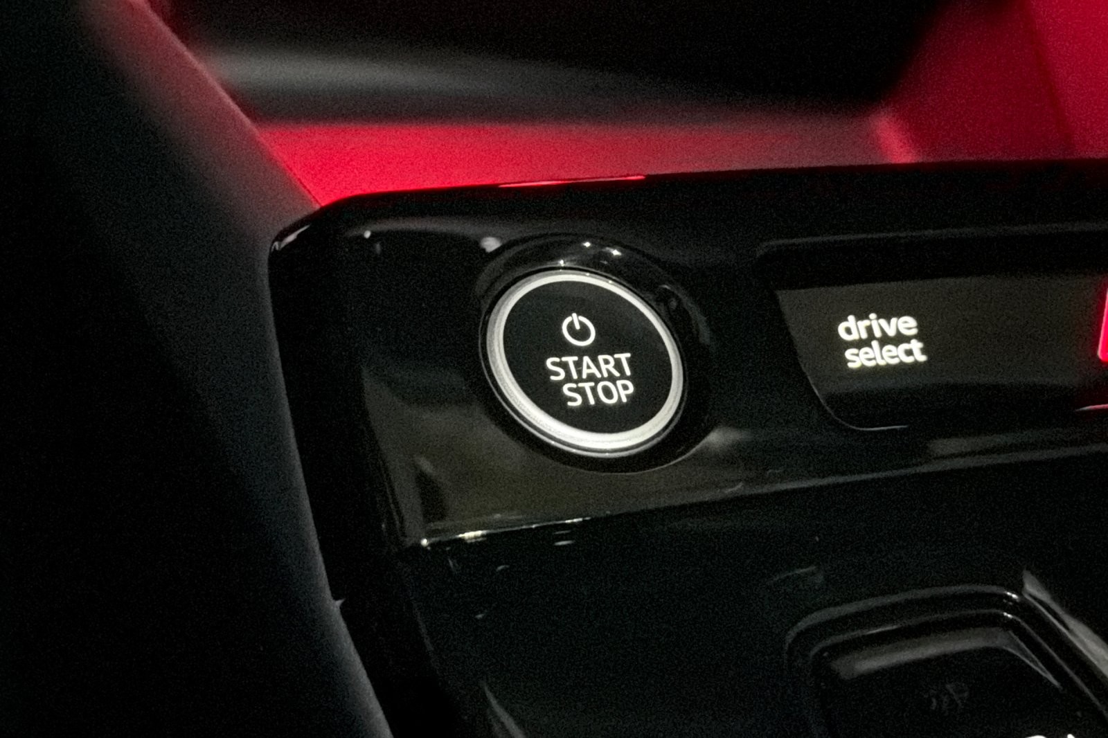 New 2027 Magnet Gray Audi Premium Plus quattro image 22