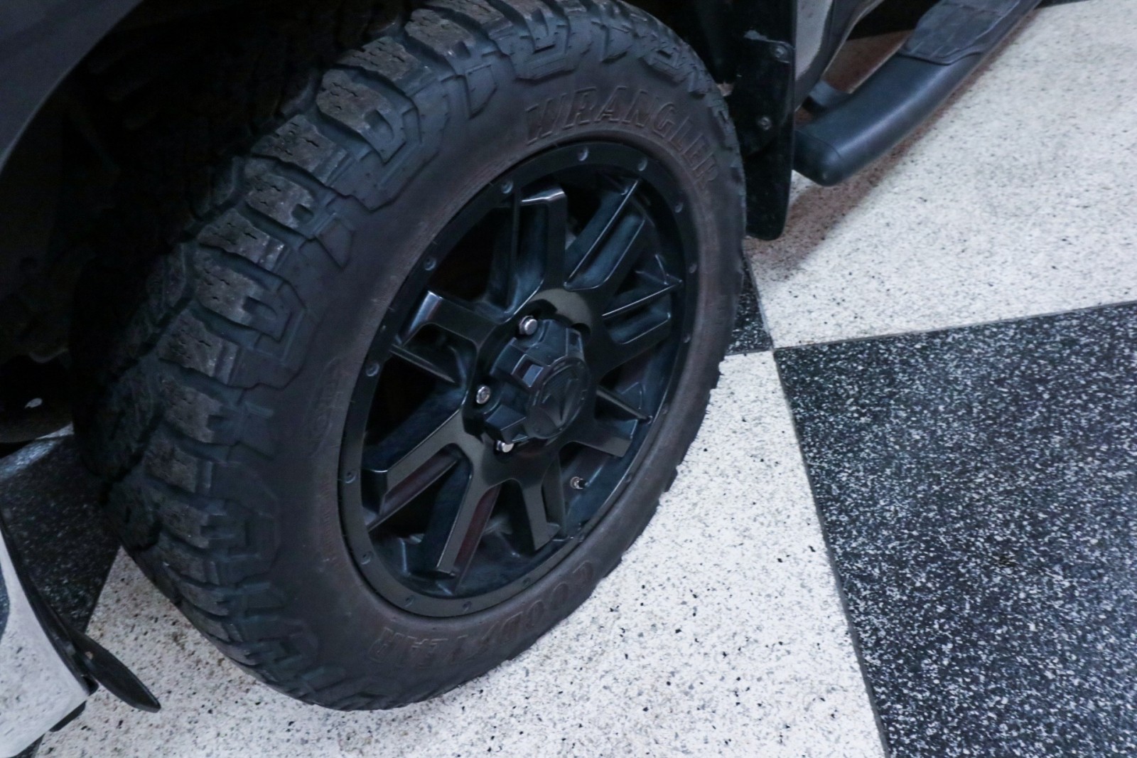 Used Car 2021 Toyota Tundra 4wd  Sr5 For Sale Under $40,000 In Austin, Texas