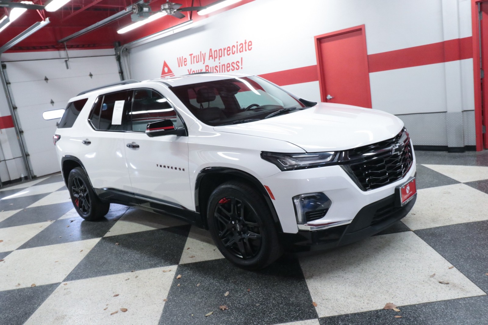 Used Car 2023 Chevrolet Traverse  Premier For Sale Under $30,000 In Austin, Texas