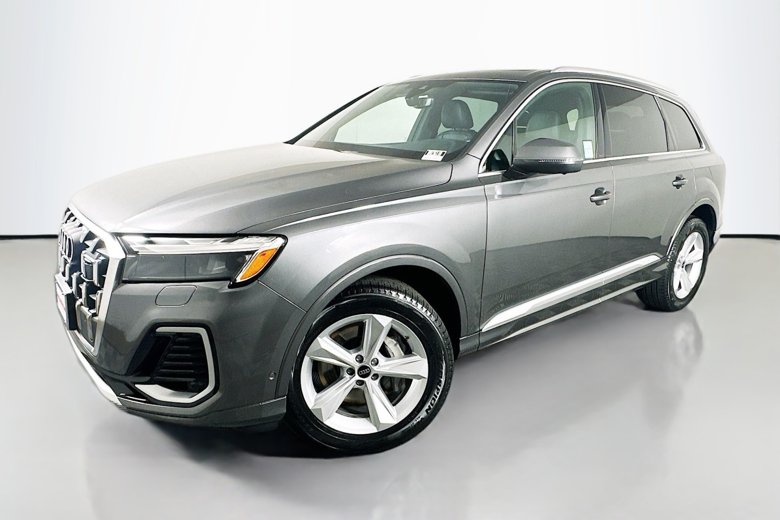2025 Audi Q7 Premium