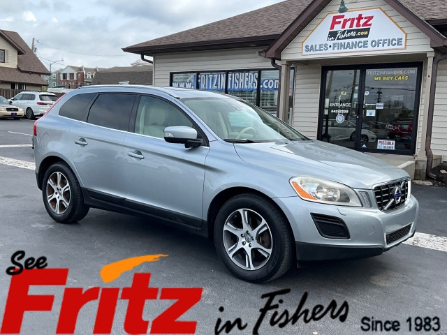 Electric Silver Metallic 2011 Volvo XC60 T6 SUV / Crossover All-Wheel Drive Automatic