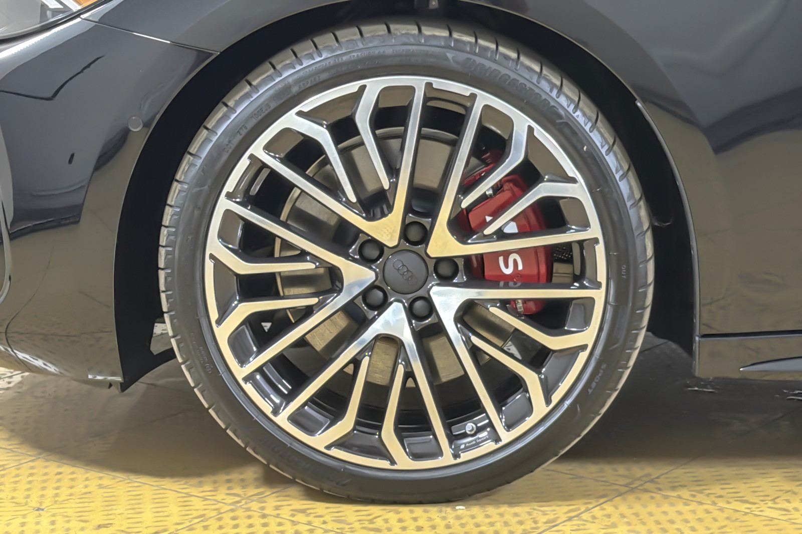 New 2026 Mythos Black Metallic Audi Premium Plus 3.0 TFSI quattro image 25