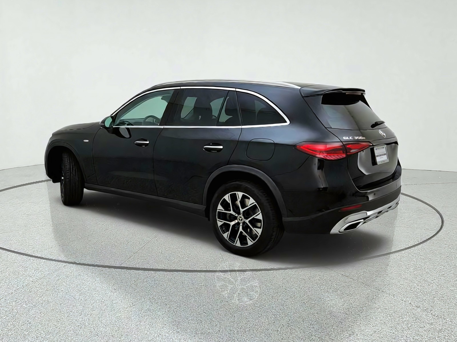 Certified Used 2025 Black Mercedes-Benz GLC 350e image 12