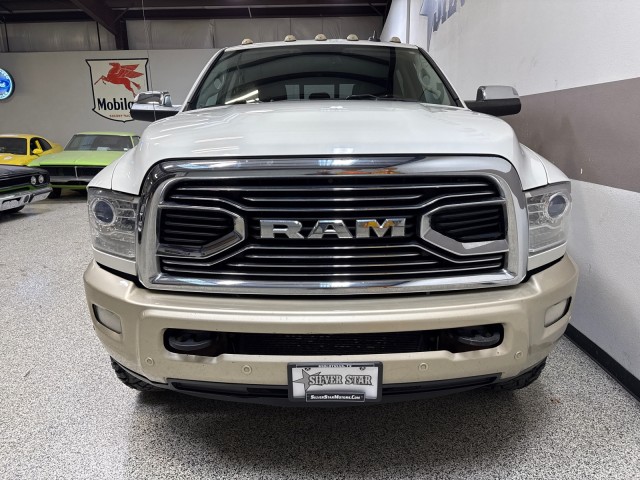 2017 Ram 3500 Laramie Longhorn 4WD Cummins MegaCab in ,