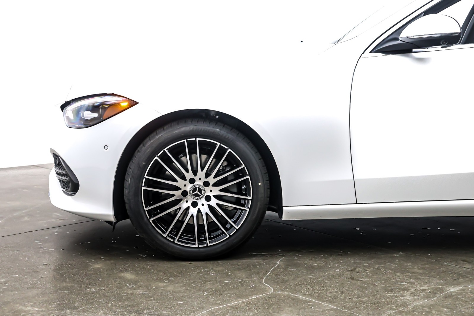 New 2026 Polar White Mercedes-Benz C 300 image 10