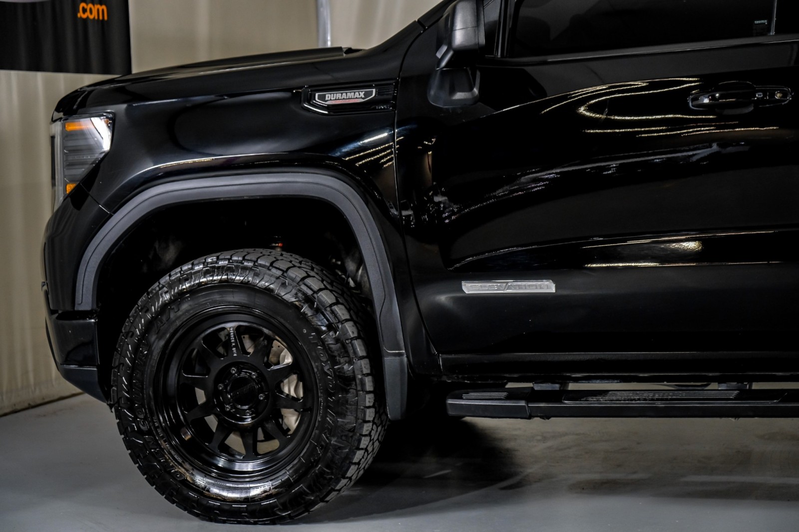 2023 GMC Sierra 1500 Elevation 12