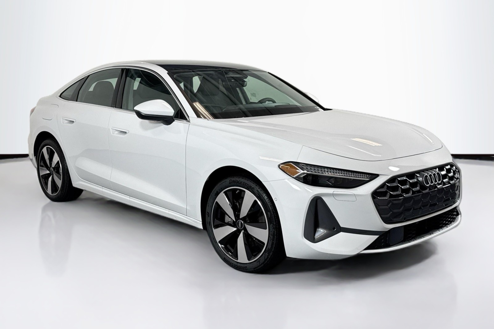 New 2025 Glacier White Metallic Audi Premium Plus 2.0 TFSI quattro image 3