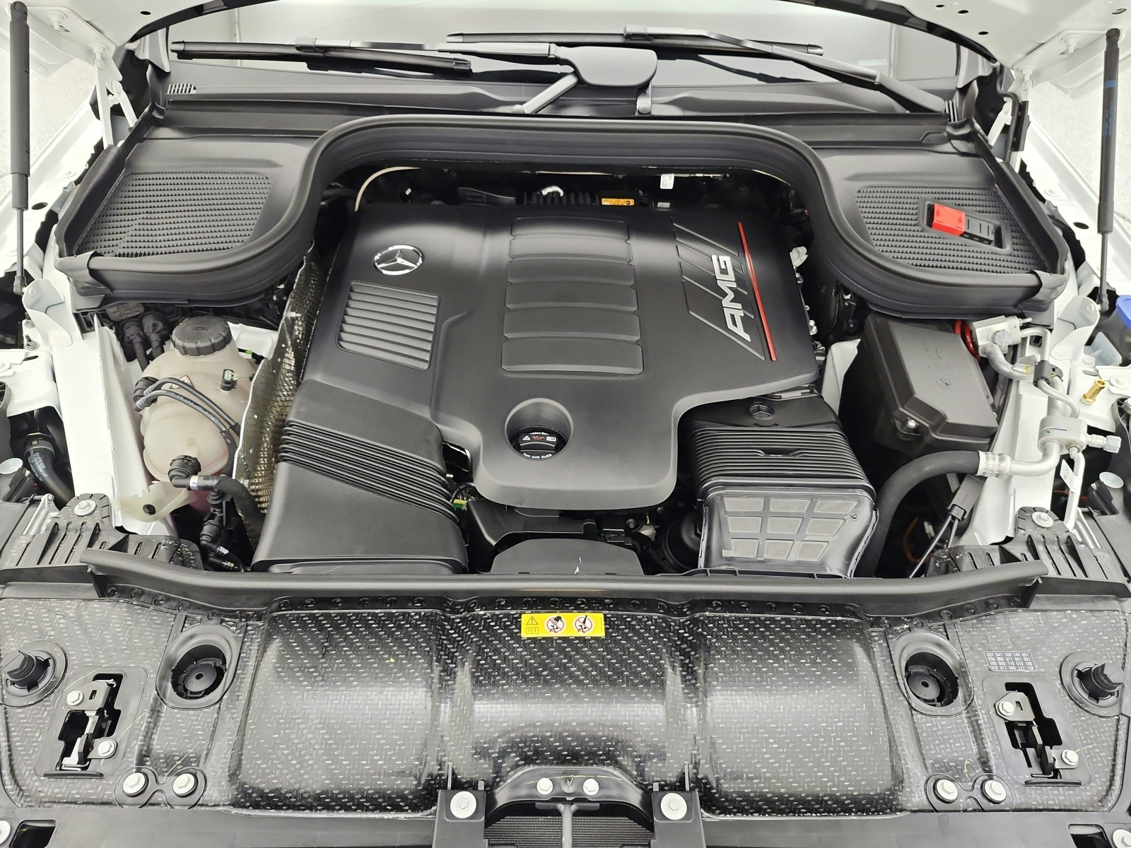 New 2026 Polar White Mercedes-Benz AMG® GLE 53 4MATIC+ Coupe image 20