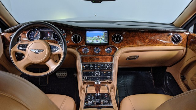 2012 Bentley Mulsanne  28