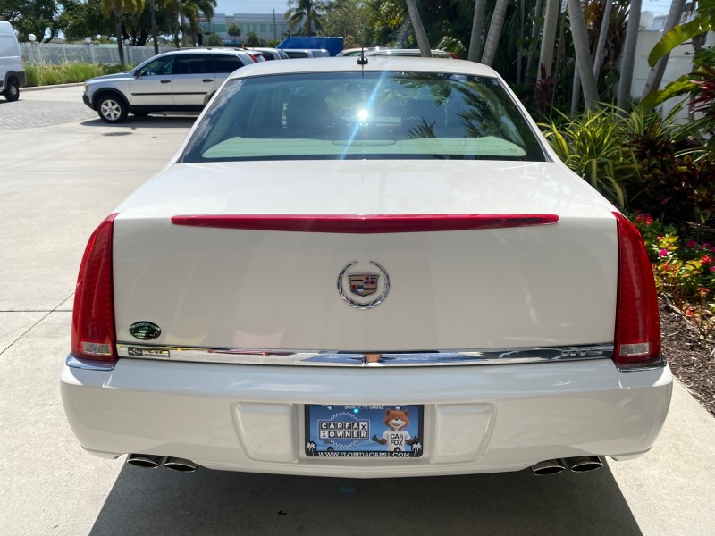 2006 Cadillac DTS LOW MILES 58,287 in , 