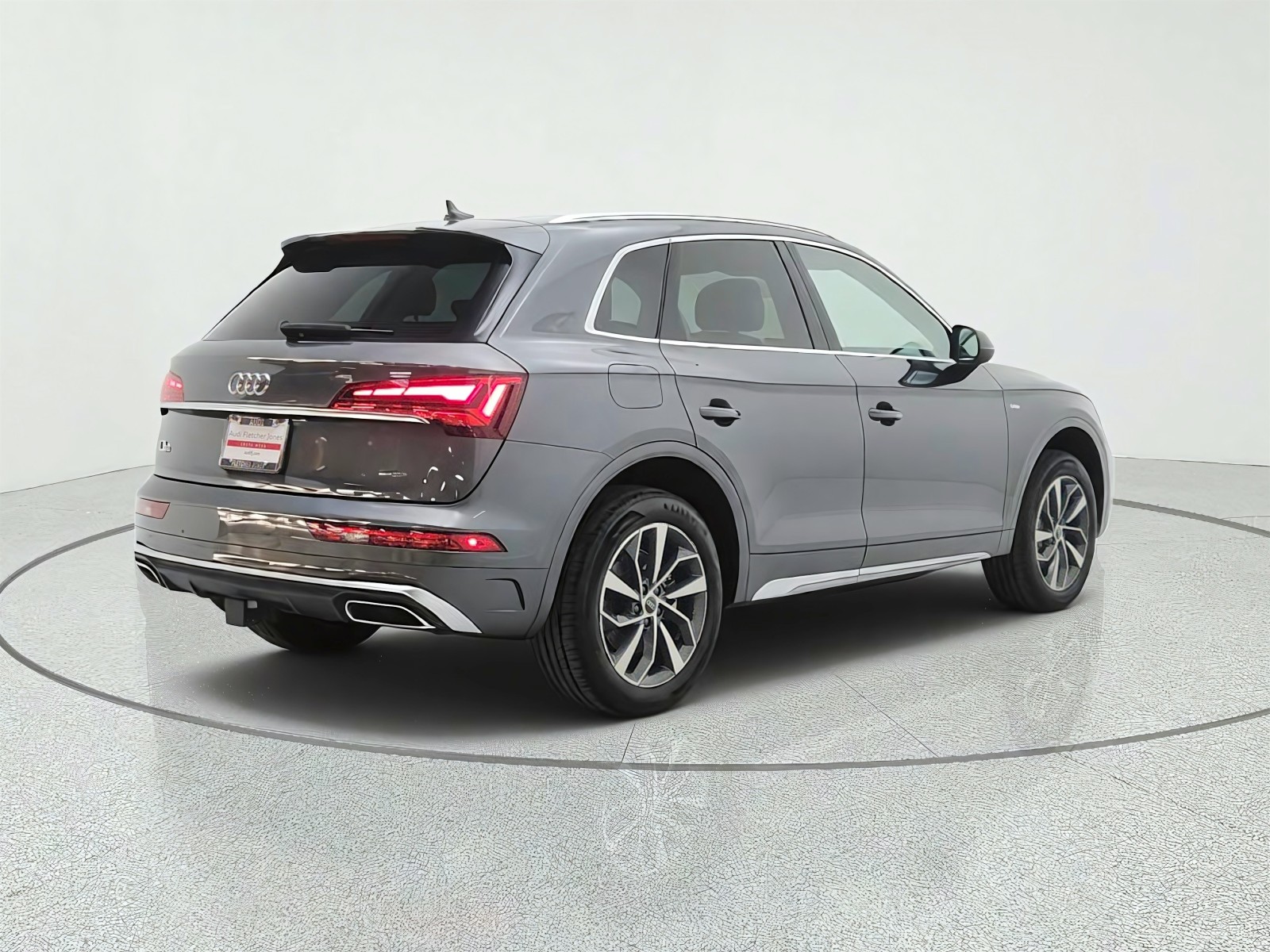 Used 2023 Daytona Gray Pearl Effect Audi S line Premium Plus image 5