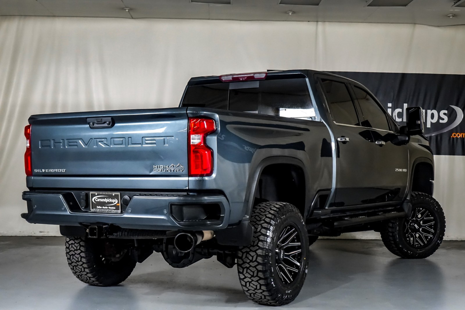 2020 Chevrolet Silverado 2500HD High Country 8