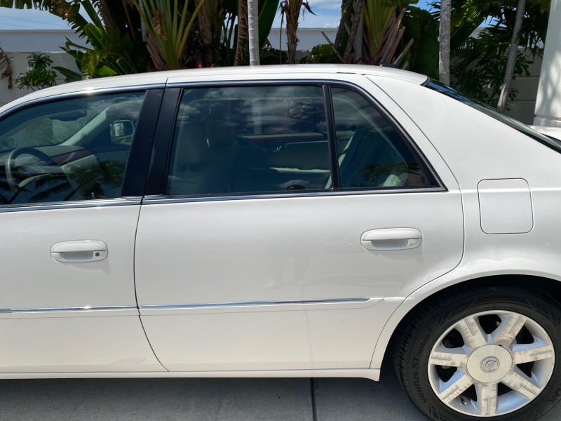 2006 Cadillac DTS LOW MILES 58,287 in , 