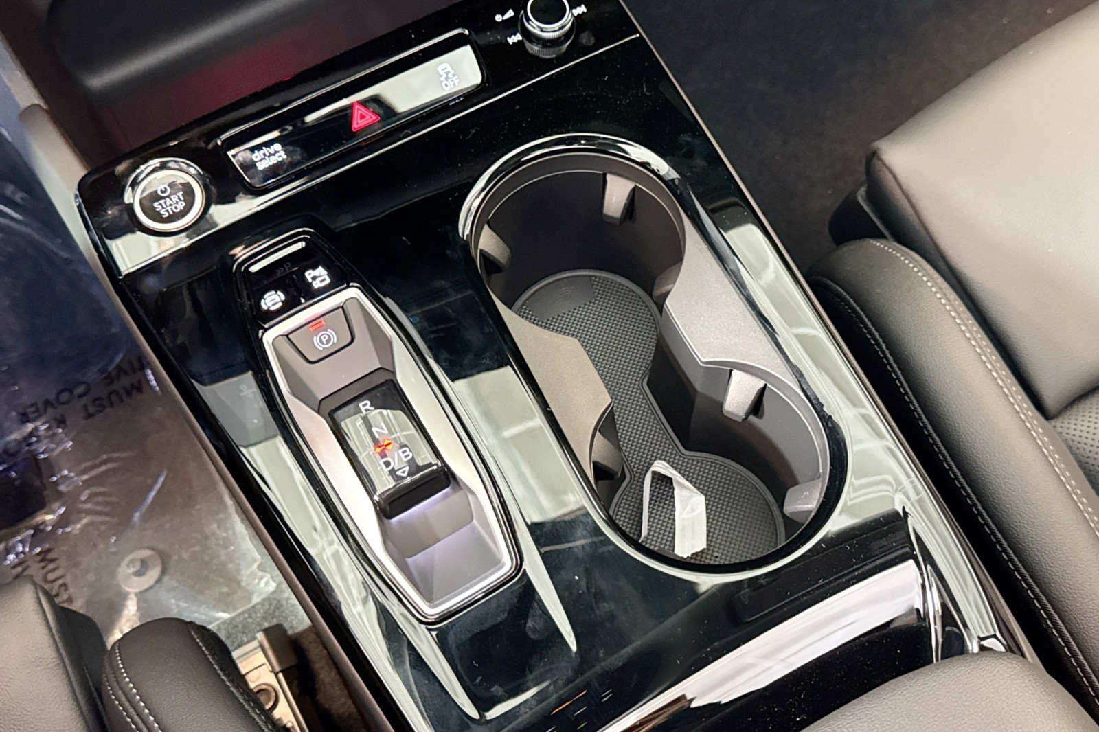 New 2025 Glacier White Metallic Audi Premium Plus quattro image 14