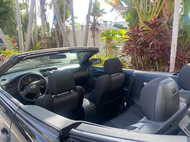 2006 Toyota Camry Solara SE V6 CONV LOW MILES 57,572 in ,