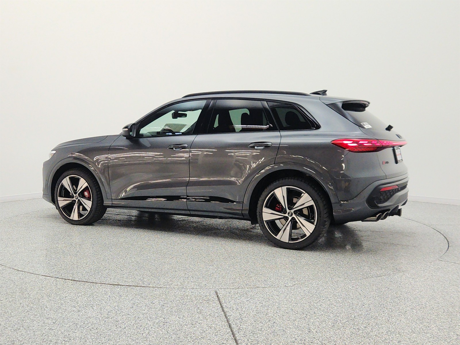 New 2026 Daytona Gray Pearl Effect Audi Premium Plus 3.0 TFSI quattro image 8