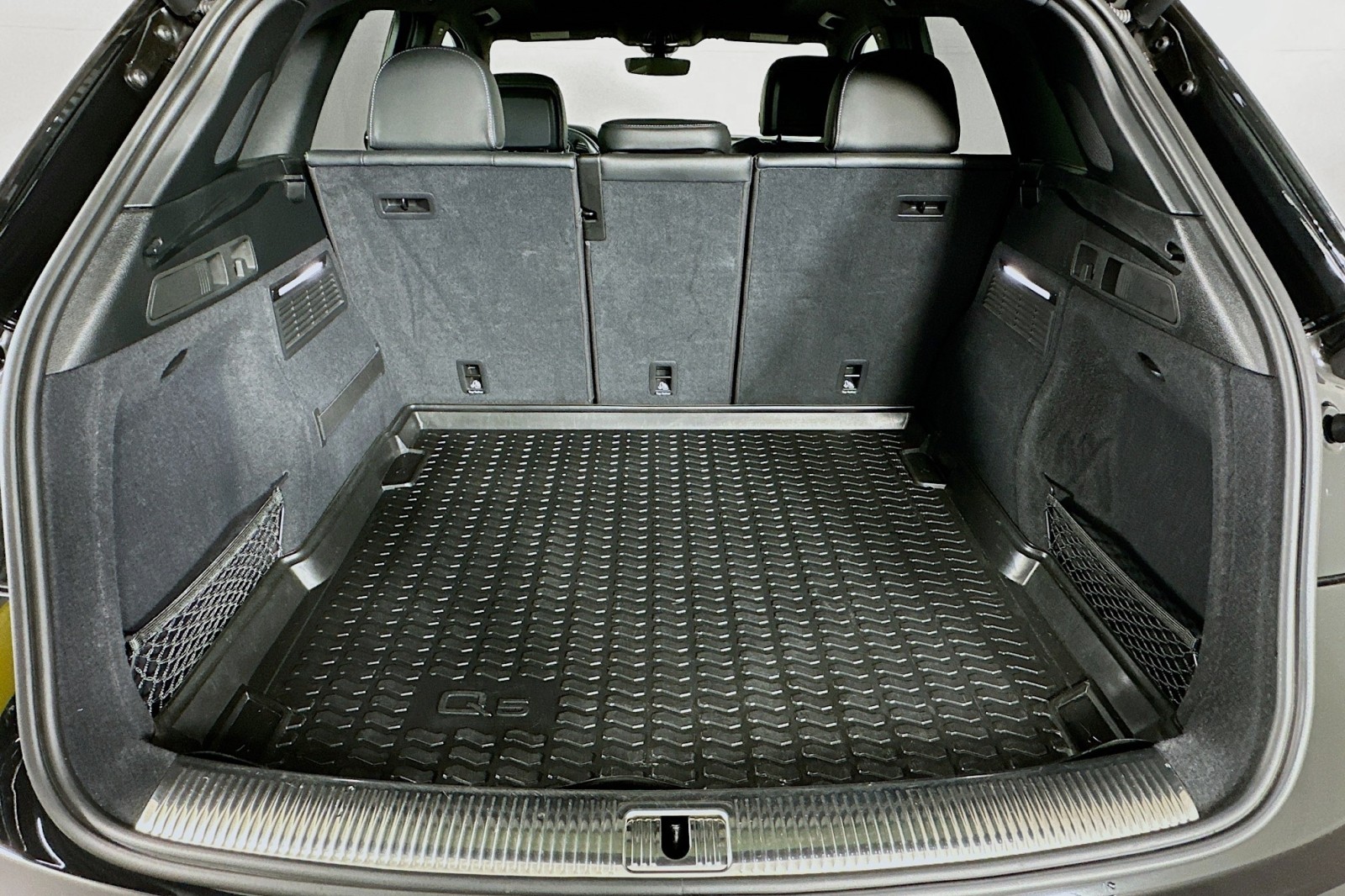 Used 2023 Mythos Black Metallic Audi Premium Plus image 22