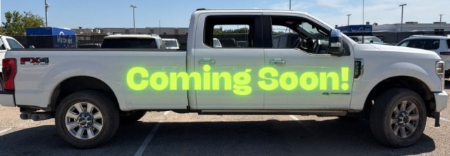 Star White Metallic Tri-Coat 2022 Ford F-350 Super Duty Pickup Truck Four-Wheel Drive Automatic
