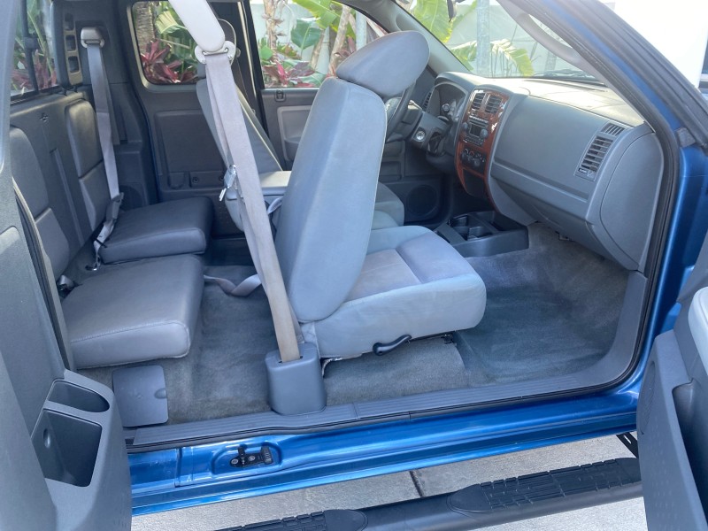 2005 Dodge Dakota SLT LOW MILES 69,842 4WD CLUB in , 