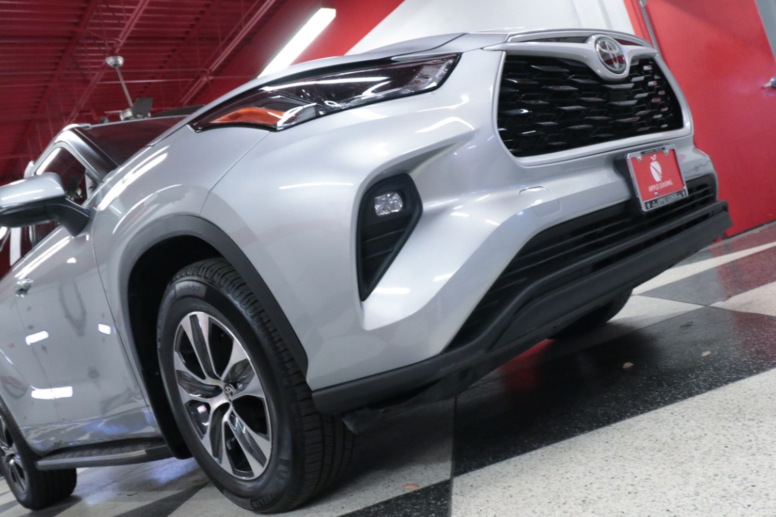 Used Car 2022 Toyota Highlander  Xle For Sale Under $35,000 In Austin, Texas