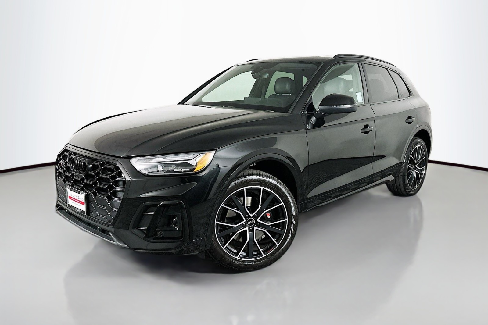 2023 Audi SQ5 Premium Plus