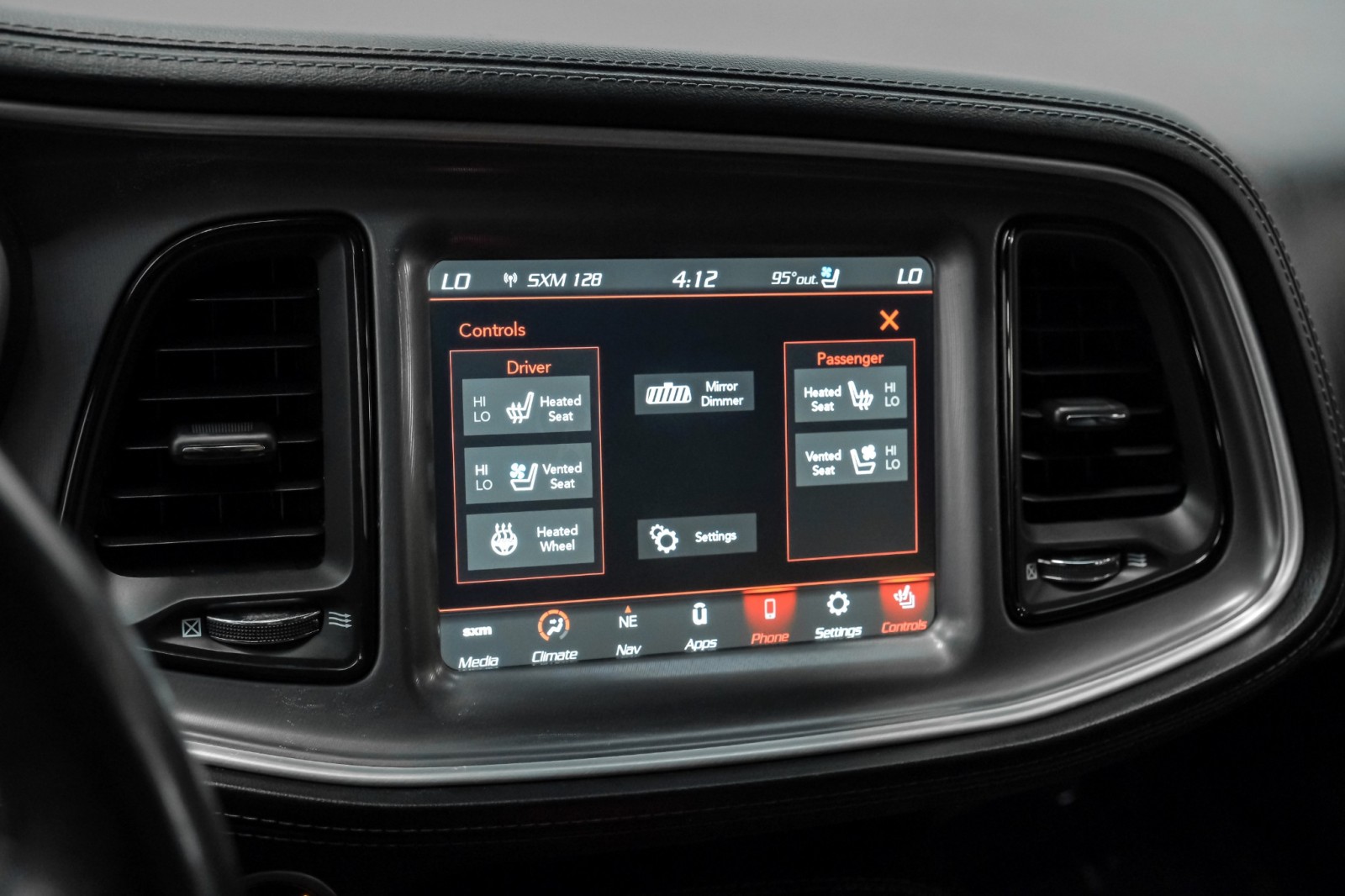 2022 Dodge Challenger SXT PlusPkg DrvrConvncPkg AlpineAudio UconnectNav 32