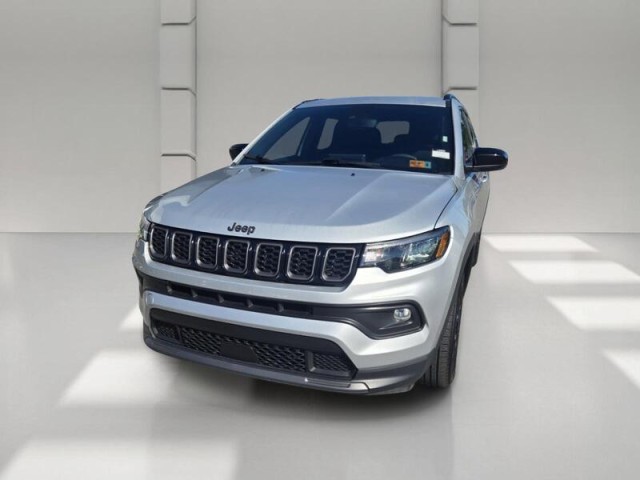 Silver Zynith Metallic Clearcoat 2025 Jeep Compass SUV / Crossover Four-Wheel Drive Automatic
