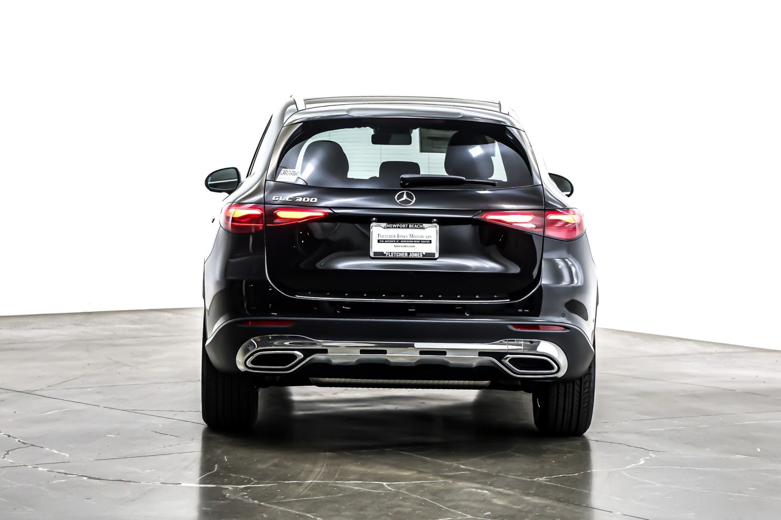 New 2026 Black Mercedes-Benz GLC 300 image 3