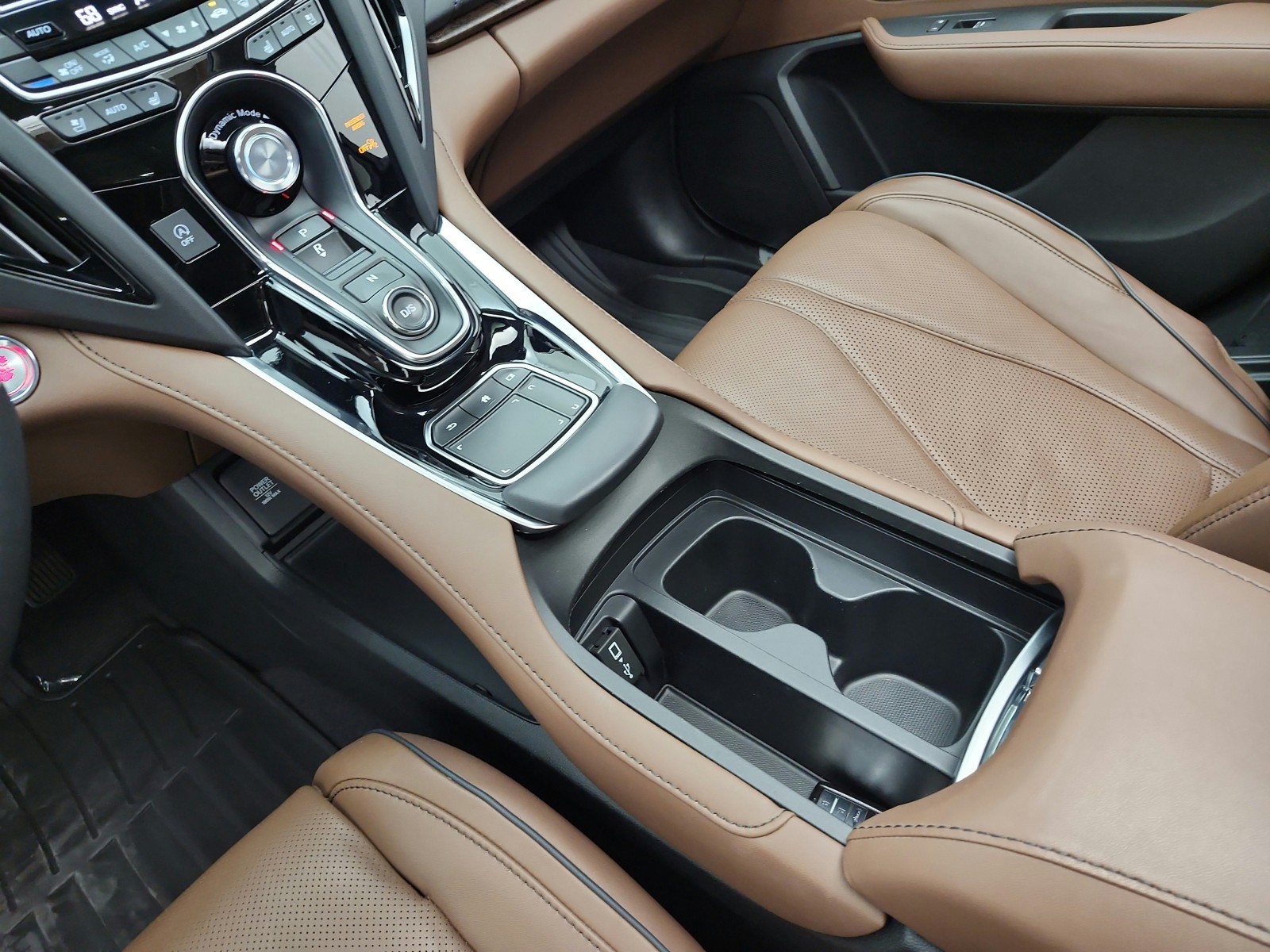 Used 2019 White Diamond Pearl Acura FWD w/Advance Pkg image 11
