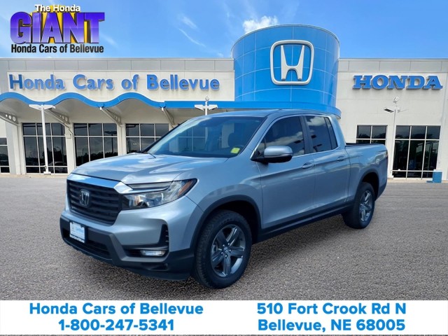 Lunar Silver Metallic 2023 Honda Ridgeline Pickup Truck All-Wheel Drive Automatic