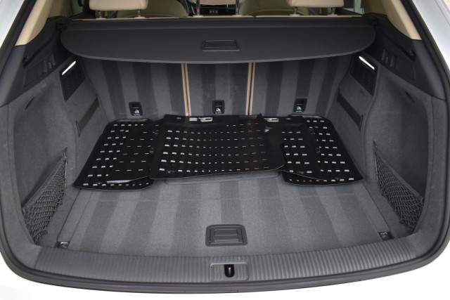 2018 Audi Q5 Navi Leather Pano Roof Bang&Olufsen Sound BLIS Rea 44