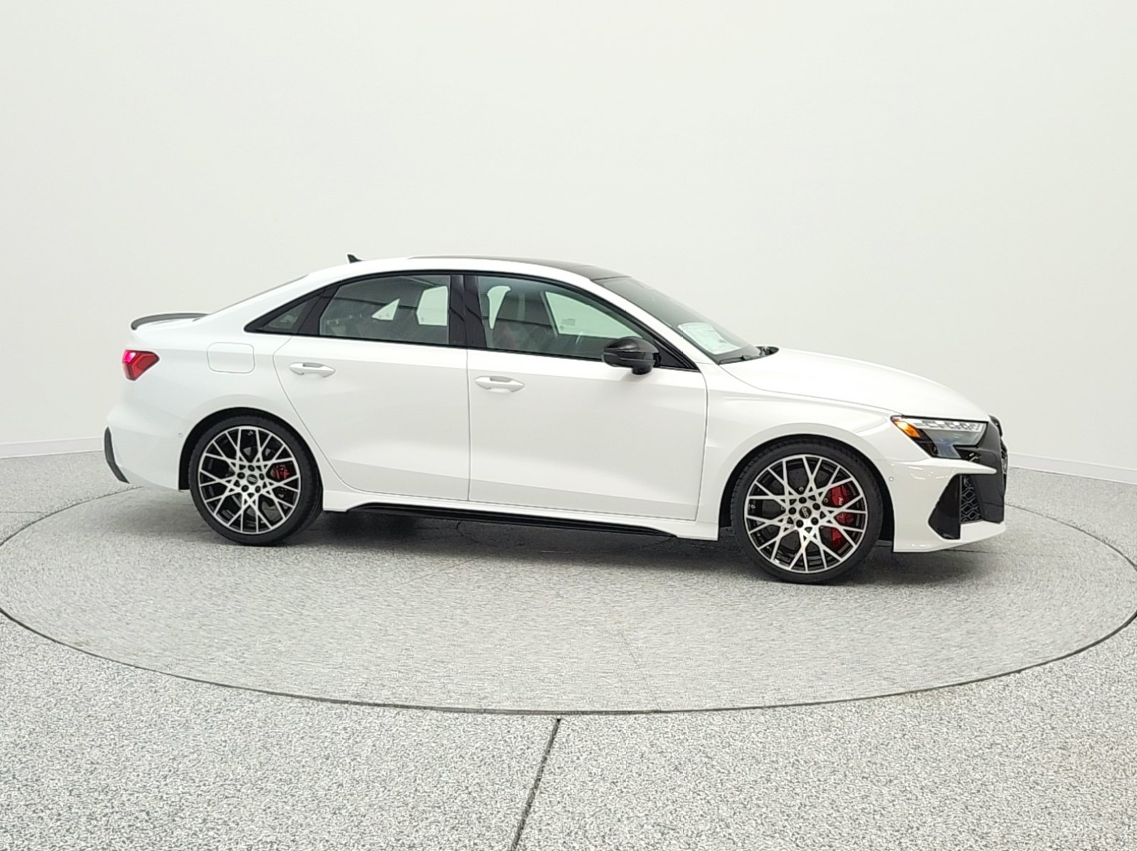 New 2026 Arkona White Audi quattro image 4