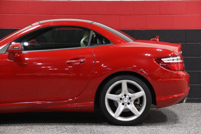 2012 Mercedes-Benz SLK 350 AMG Sport 2dr Roadster in , 