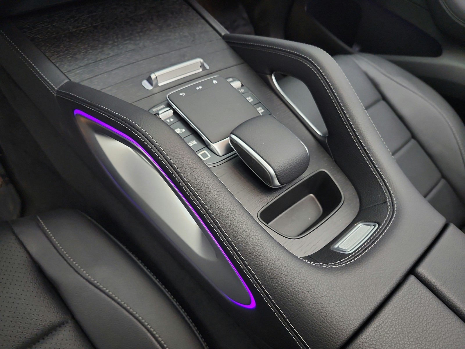 New 2026 Obsidian Black Metallic Mercedes-Benz GLE 450 image 10