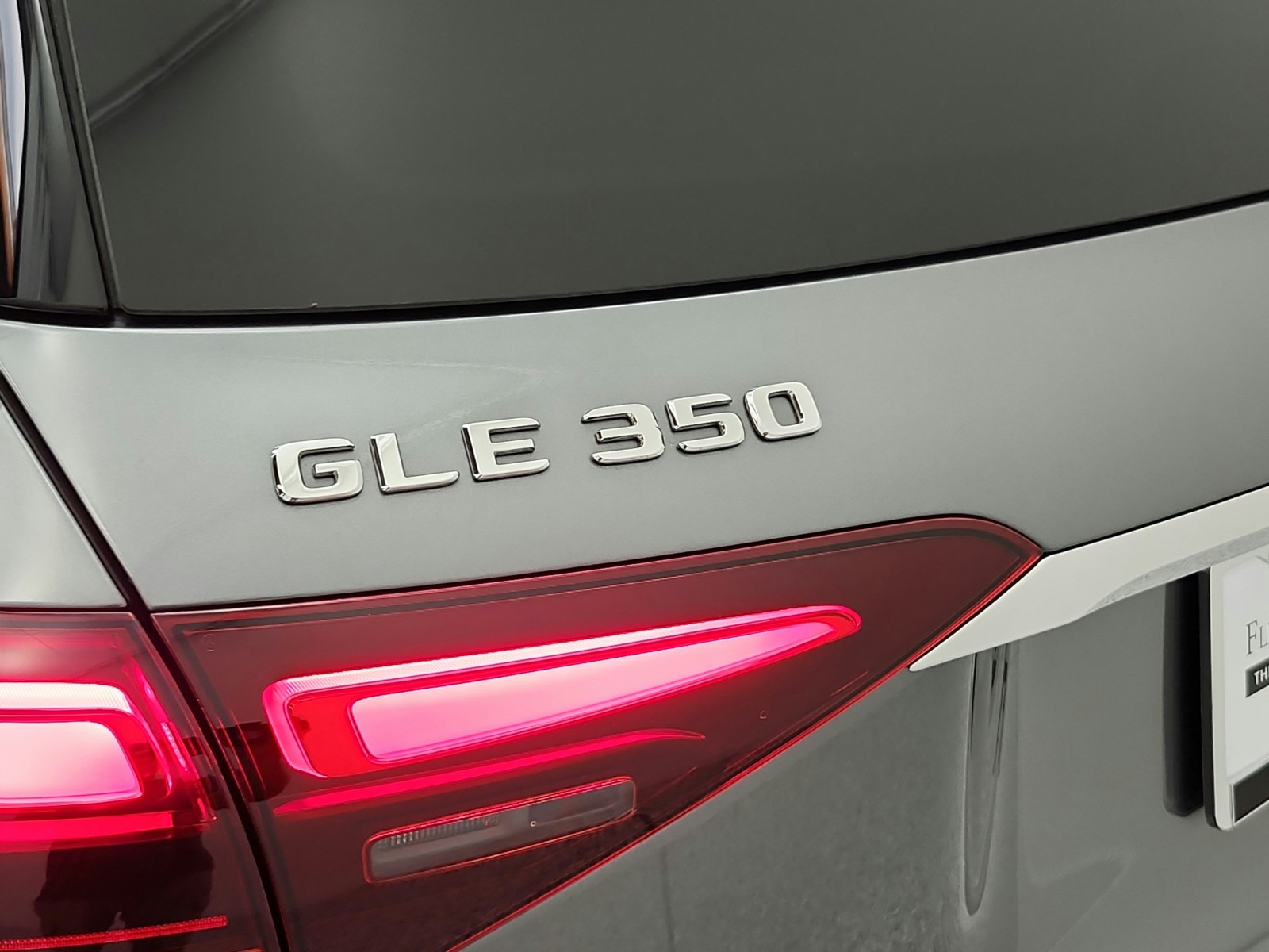 Certified Used 2025 Selenite Grey Metallic Mercedes-Benz GLE 350 4MATIC® SUV image 38