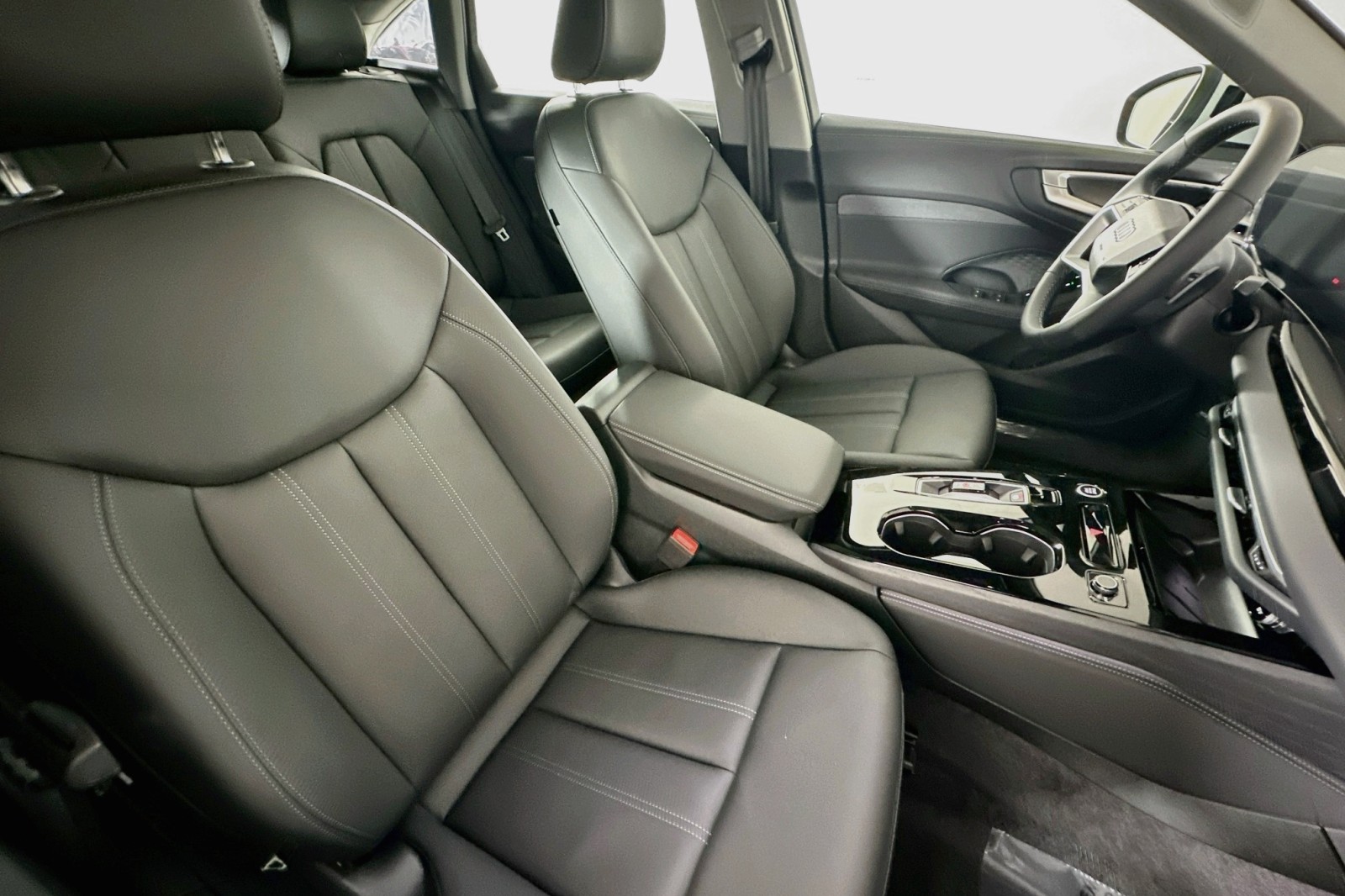 New 2026 Glacier White Metallic Audi Premium Plus image 6