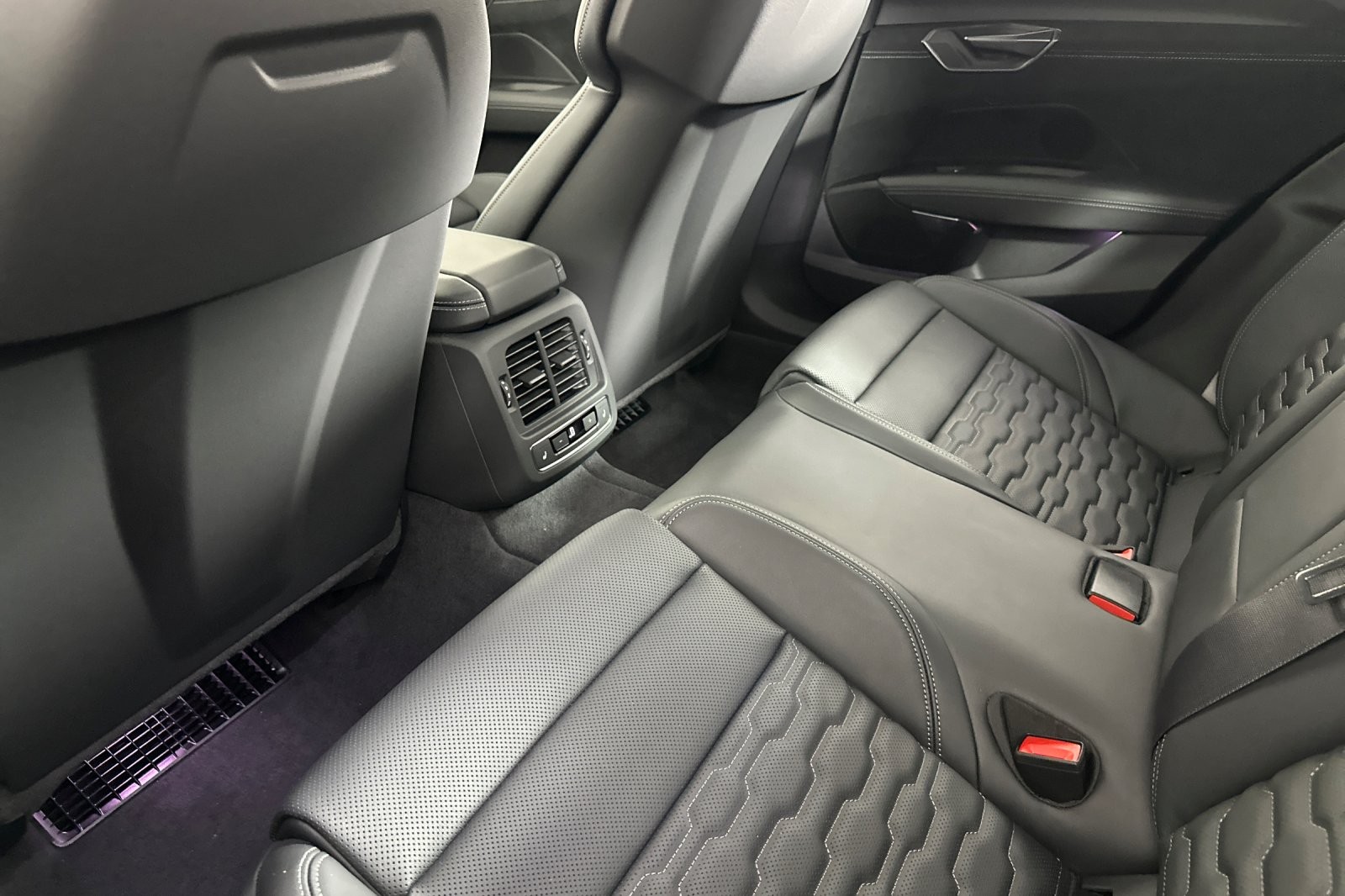 New 2026 Mythos Black Metallic Audi performance quattro image 11