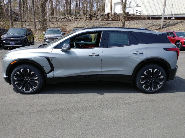 2024 Chevrolet Blazer EV eAWD RS 10