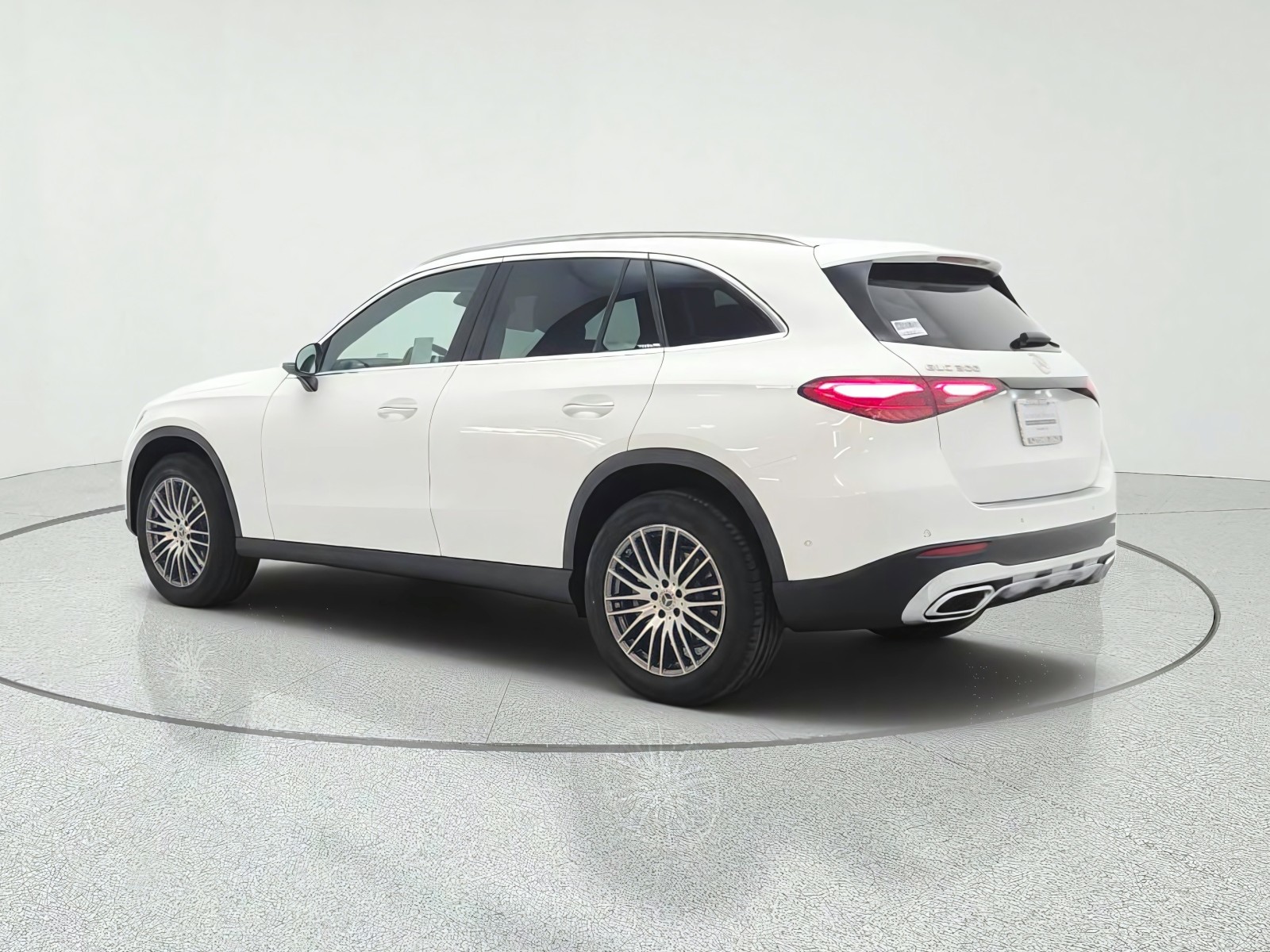 New 2027 Polar White Mercedes-Benz GLC 300 SUV image 7